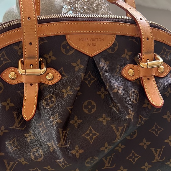 Authentic Louis Vuitton Monogram Tivoli GM Hand Tote Bag - Picture 4 of 12